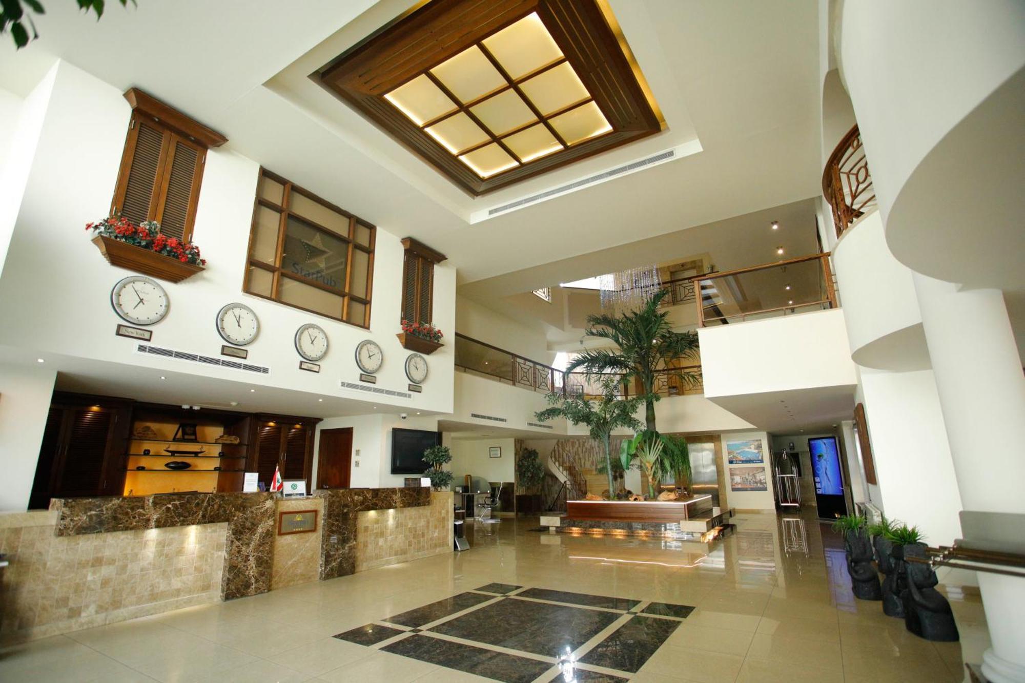 Princessa Hotel Джуния Екстериор снимка